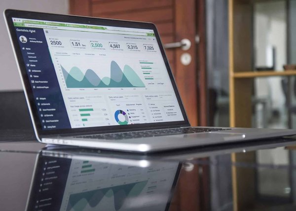 Stratégies pour les petites entreprises de vêtements dans l'utilisation des médias sociaux